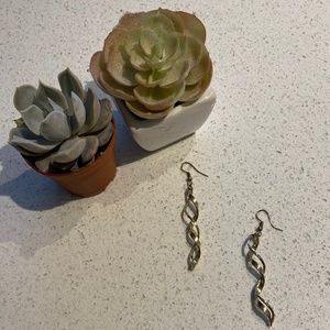 Gold Twirl Earrings